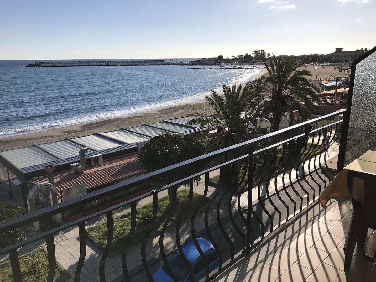 Hotel La Sirenetta Giardini Naxos Dış mekan fotoğraf
